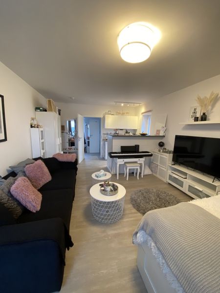 gemütliche Singlewohnung mit Pantryküche und Balkon sucht Nachmieter